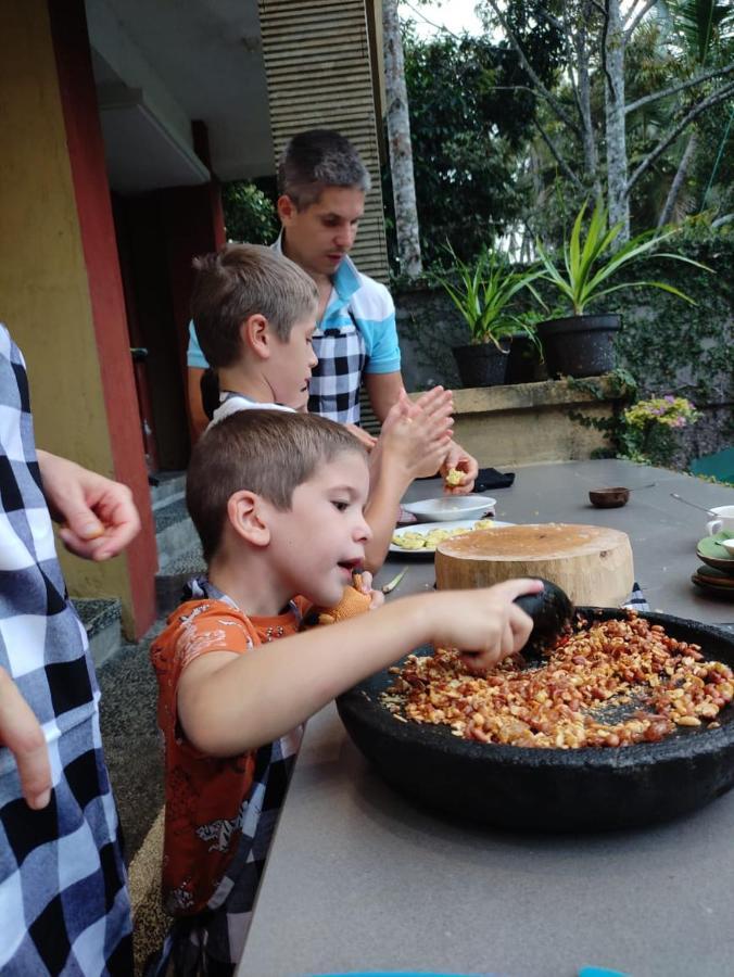Bintang Munduk Hotel Eksteriør billede
